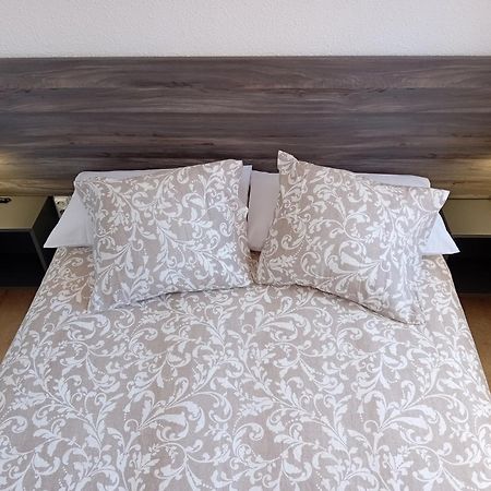 Versalles Beach Apartament Fuengirola Zewnętrze zdjęcie